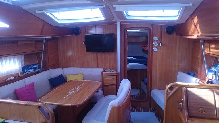 2007 bavaria 44 vision sail 9840763 20250616113233586 1 XLARGE