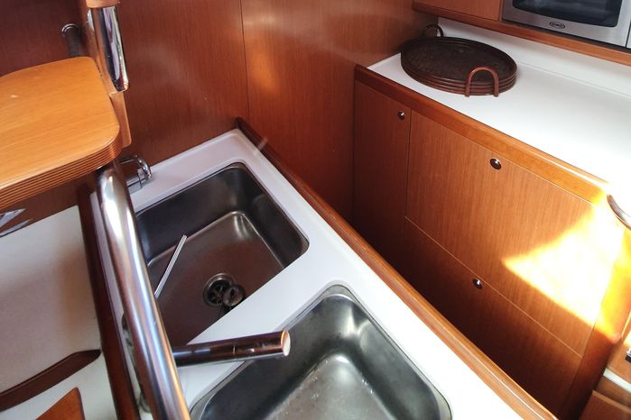 2009 beneteau oceanis 45 sail 9667137 20250128124207589 1 XLARGE