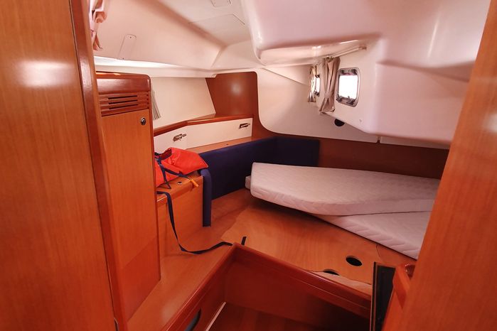 2009 beneteau oceanis 45 sail 9667137 20250128124210778 1 XLARGE