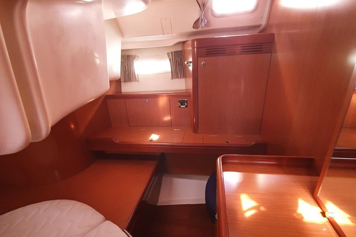 2009 beneteau oceanis 45 sail 9667137 20250128124234527 1 XLARGE