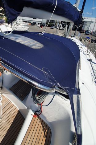 2009 beneteau oceanis 45 sail 9667137 20250128124406920 1 XLARGE