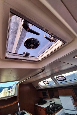 2009 beneteau oceanis 45 sail 9667137 20250128124445049 1 XLARGE