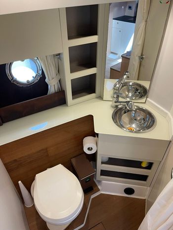 2015 cranchi m 44 ht power 9361502 20240423081423184 1 XLARGE