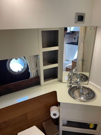 2015 cranchi m 44 ht power 9361502 20240423081552351 1 XLARGE