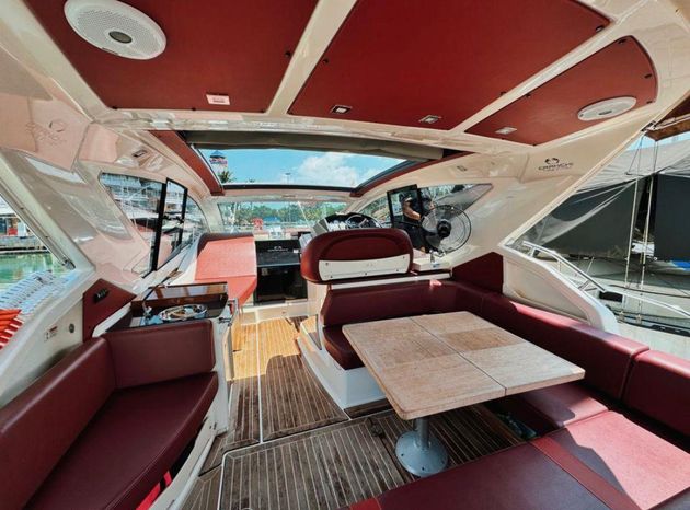 2015 cranchi m 44 ht power 9361502 20240423081622695 1 XLARGE