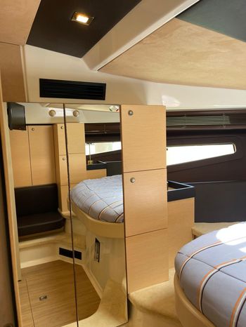 2015 cranchi m 44 ht power 9361502 20240423081630471 1 XLARGE