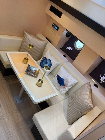 2015 cranchi m 44 ht power 9361502 20240423081639944 1 XLARGE