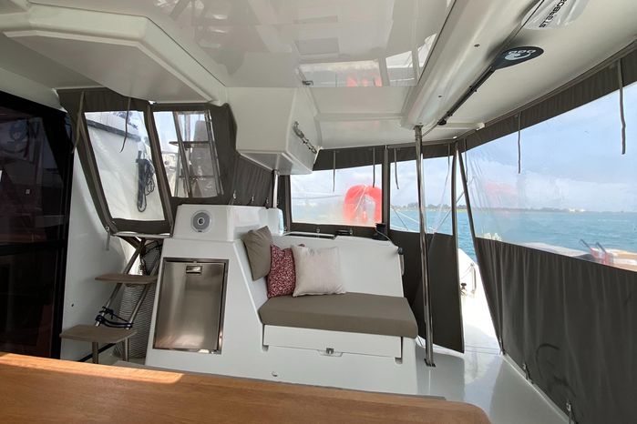 2018 fountaine pajot helia 44 evolution sail 9844990 20250619085334927 1