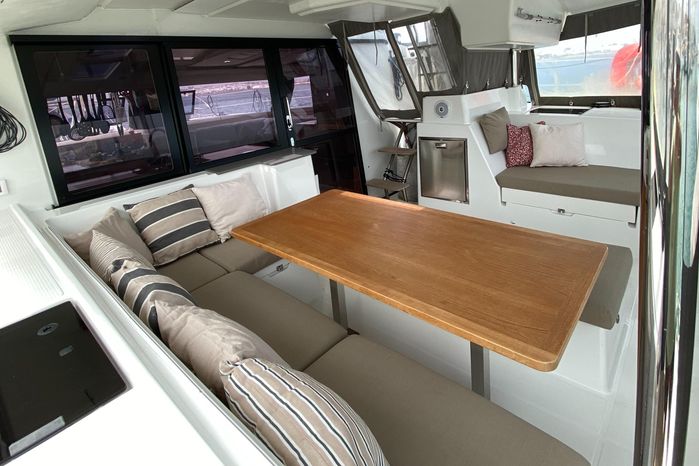 2018 fountaine pajot helia 44 evolution sail 9844990 20250619085343017 1