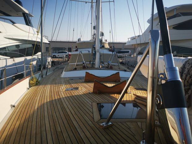 8035871 20210917090106906 1 XLARGE