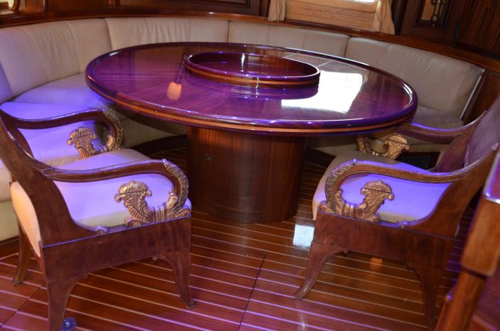 8035871 20211011041755728 1 XLARGE