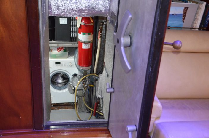 8035871 20211011041849451 1 XLARGE