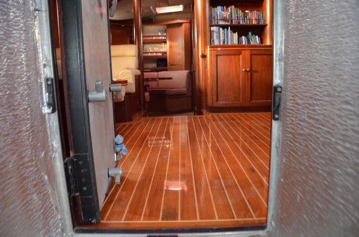 8035871 20211011041938070 1 XLARGE