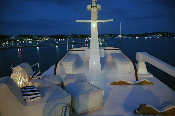 9231791 20240208132306445 1 XLARGE